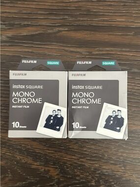 Fujifilm Instax Square Monochrome Film (2 Packs, 20 Sheets Total) – New